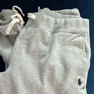 Gray drawstring waste & ankle sweatpants with pockets